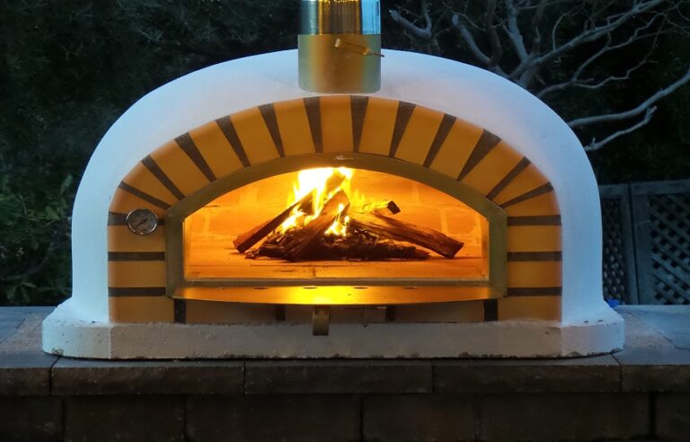 Why Every Backyard Needs an Outdoor Wood-Fired Pizza Oven